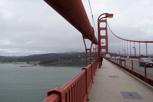 San Francisco Golden Gate Bridge (palo-alto_100_7956.jpg) wird geladen. Eindrucksvolle Fotos von der Westküste Amerikas erwarten Sie.